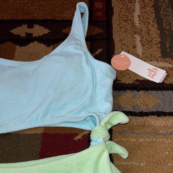 GB NWT girls Blue and Green One Piece Swimwear - Picture 3 of 6